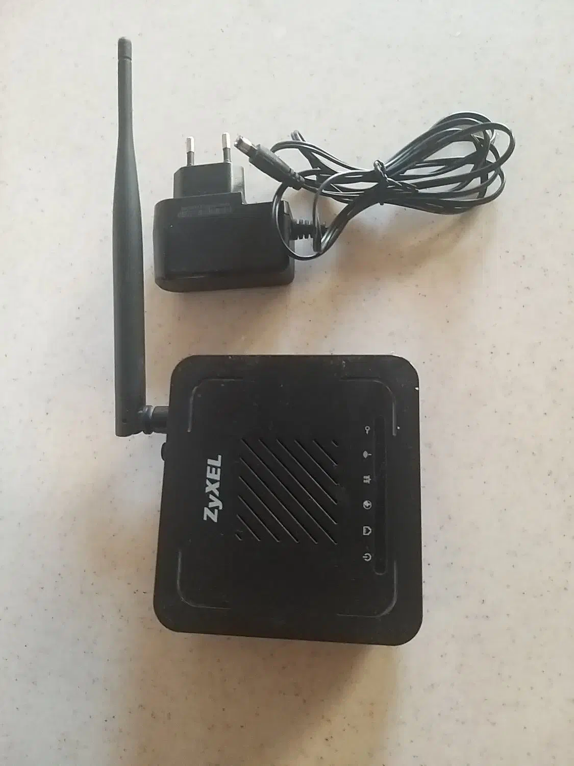 مودم اینترنت زایکسل|مودم و تجهیزات شبکه|اراک, |دیوار