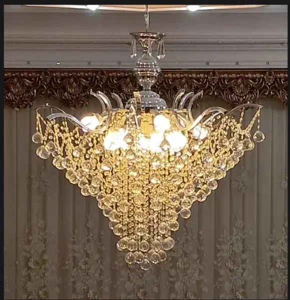 لوستر کریستال|لوستر و چراغ آویز|قم, کلهری|دیوار