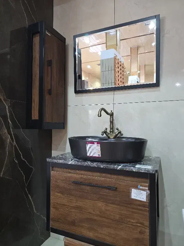 کابینت روشویی کیفیت درجه یک قیمت مناسب|لوازم سرویس بهداشتی|یزد, |دیوار