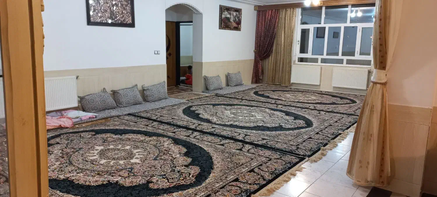 آپارتمان 185 متری نقنه خیابان گلستان شهداطبقه اول|فروش آپارتمان|بروجن, |دیوار