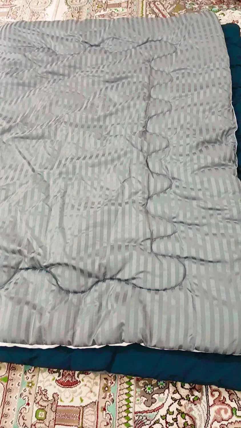 روتختی نوجوان|رختخواب، بالش، پتو|بندر گناوه, |دیوار