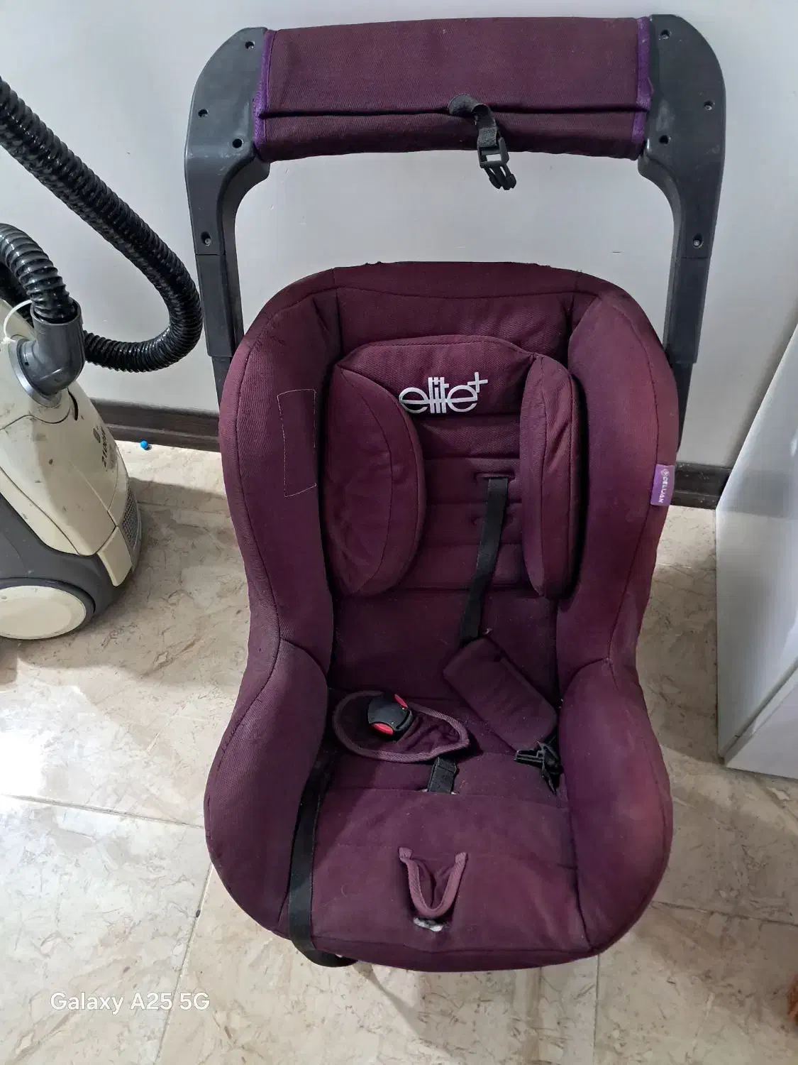 صندلی بچه|تخت و صندلی بچه|قائم‌شهر, |دیوار