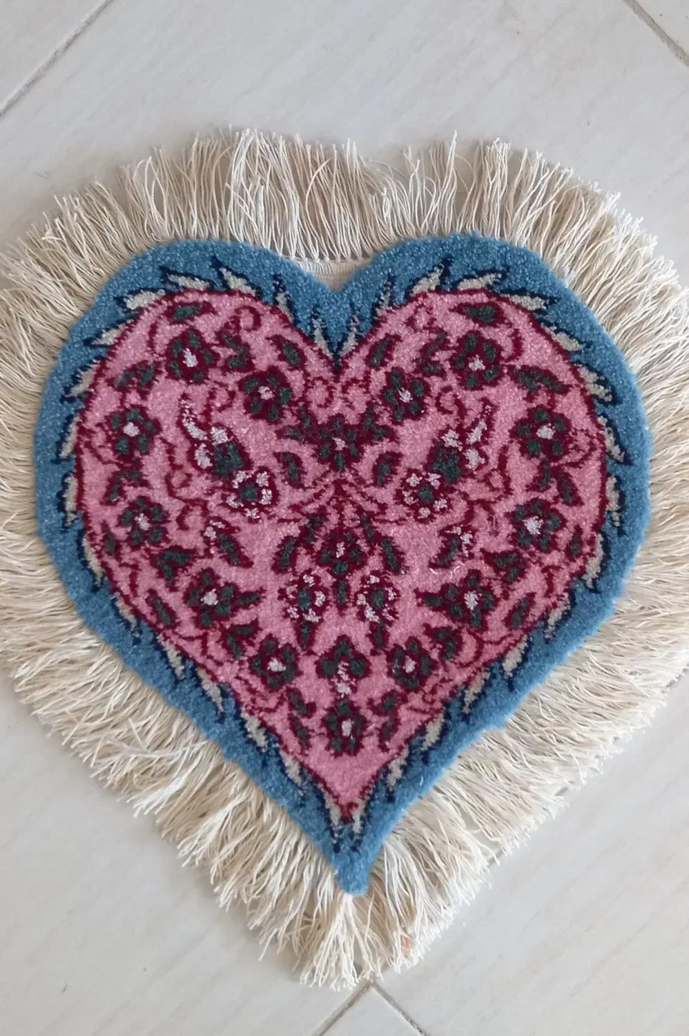 زیرتلفنی دستبافت نایین طرح قلب|فرش|نائین, |دیوار