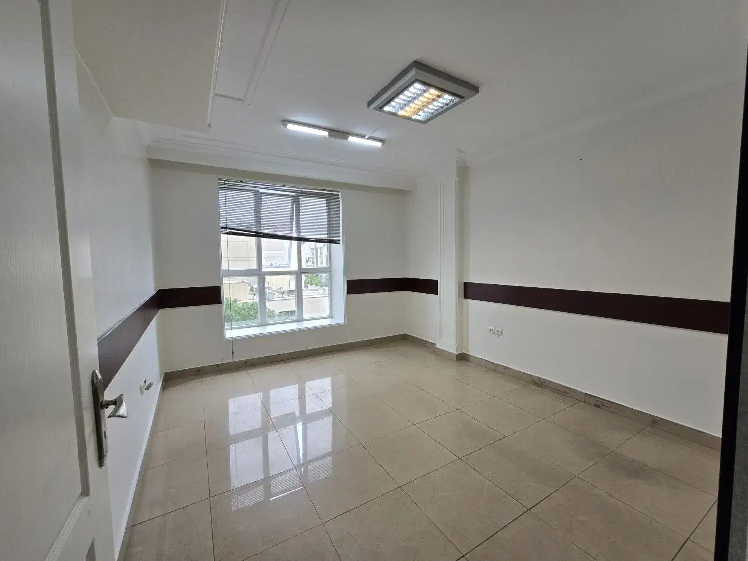 90مترشهرک غرب*تابلوخور*نقشه اداری*مناسب همه مشاغل|فروش دفتر کار، اتاق اداری، مطب|تهران, دریا|دیوار