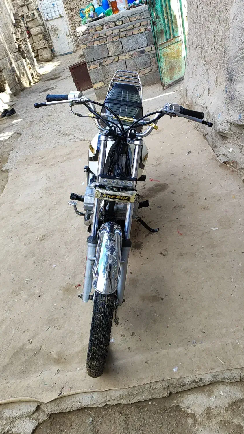 سلام دوستان عزیز|موتورسیکلت|سراوان, |دیوار