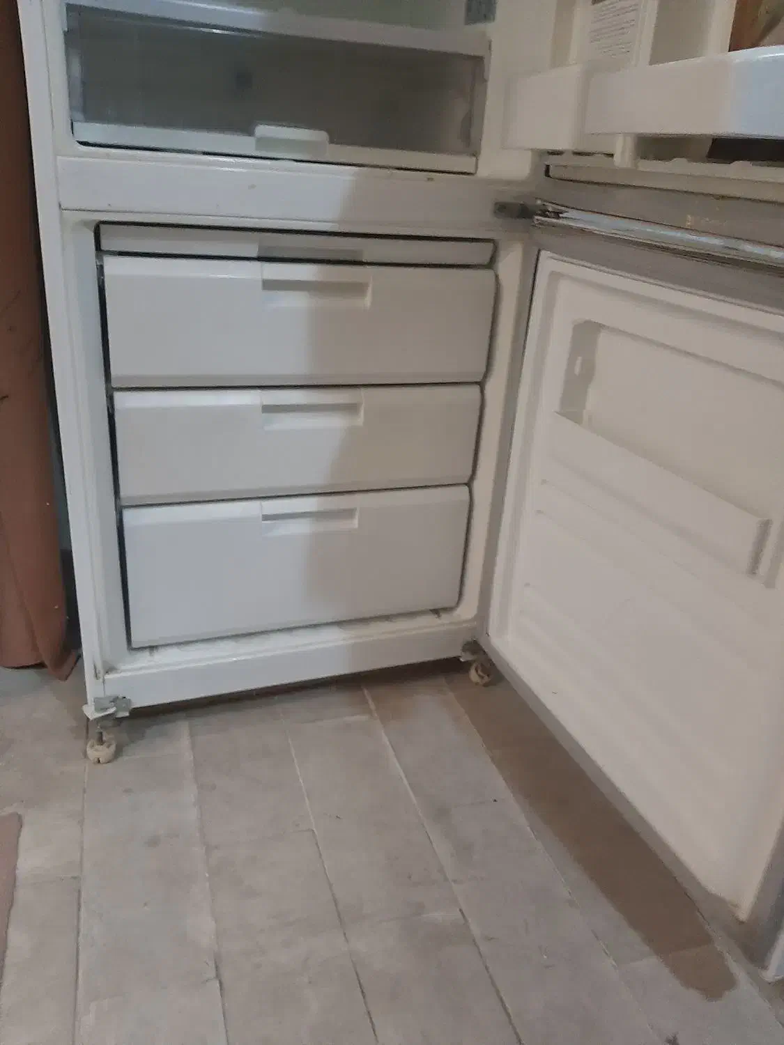 یخچال|یخچال و فریزر|بروجرد, |دیوار