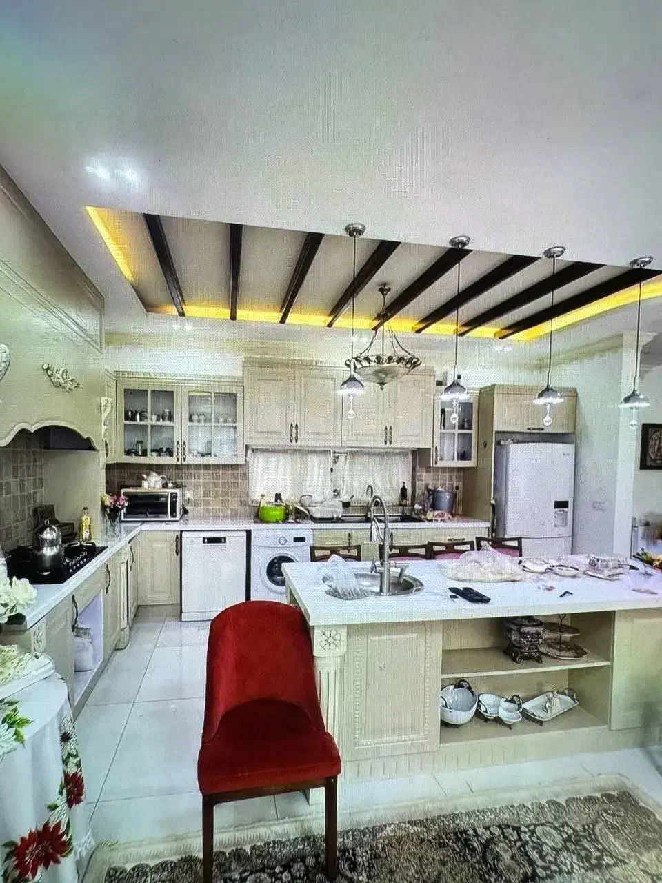 سعادت‌آباد ویلاباغ۳۵۰متری/مبله‌‌سند/معاوضه‌باماشین|فروش خانه و ویلا|چمستان, |دیوار