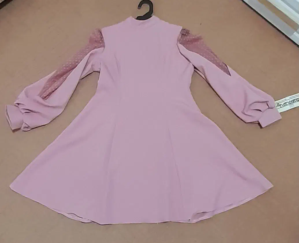 لباس مجلسی|لباس|تاکستان, |دیوار