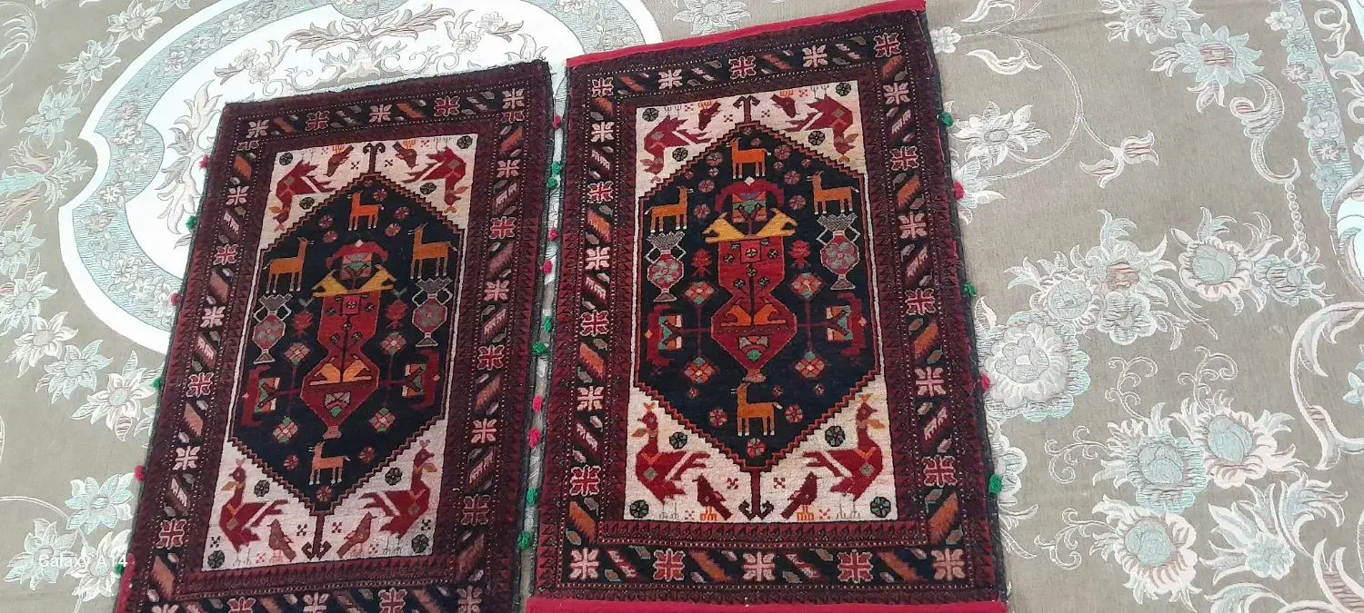 قالیچه و پشتی دستباف و۳عدد فرش دستباف|فرش|مشهد, شهید قربانی|دیوار