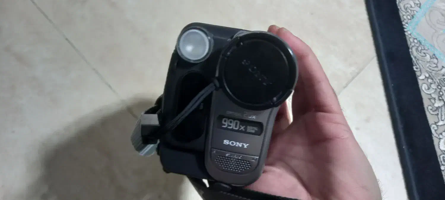 دوربین هندی کم سونی|دوربین عکاسی و فیلم‌برداری|گلبهار, شهر جدید گلبهار|دیوار