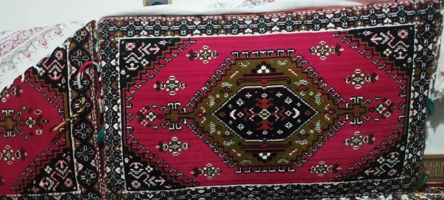 پشتی سالم و محکم سنتی|پشتی|کرمانشاه, |دیوار