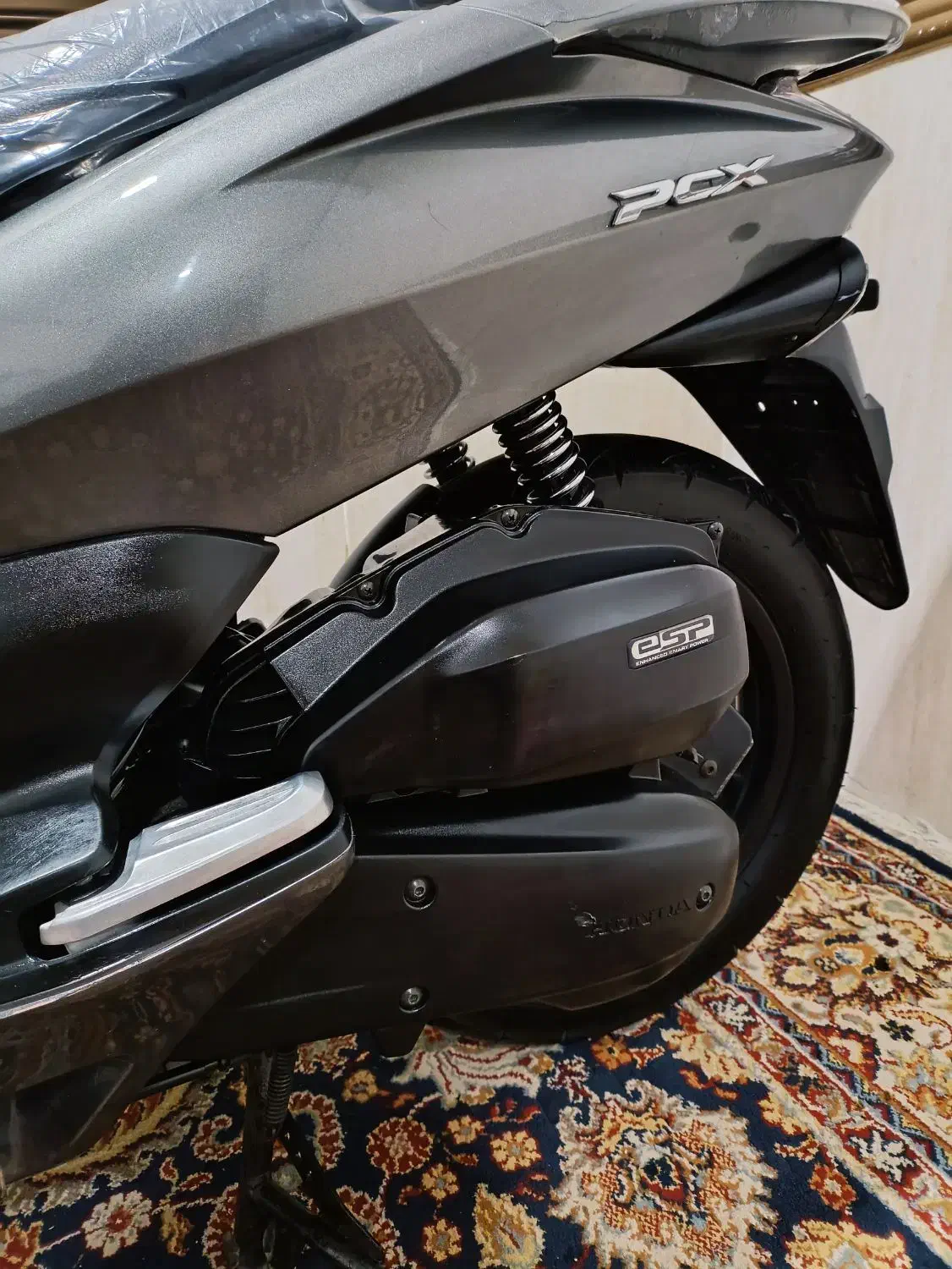 pcx 2013|موتورسیکلت|بندر دیر, |دیوار