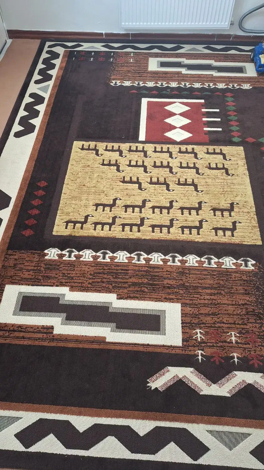 فرش۲.۵ در ۳.۵|فرش|نیشابور, بلوار گلها|دیوار