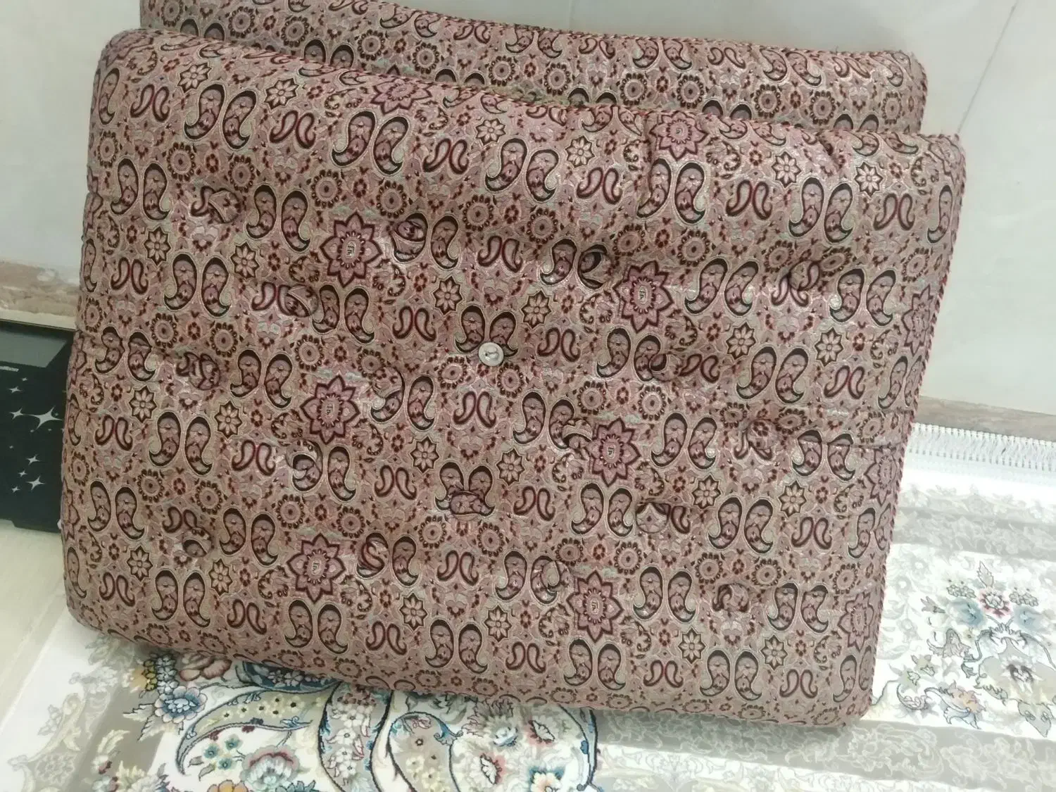 پشتی|پشتی|یزد, |دیوار