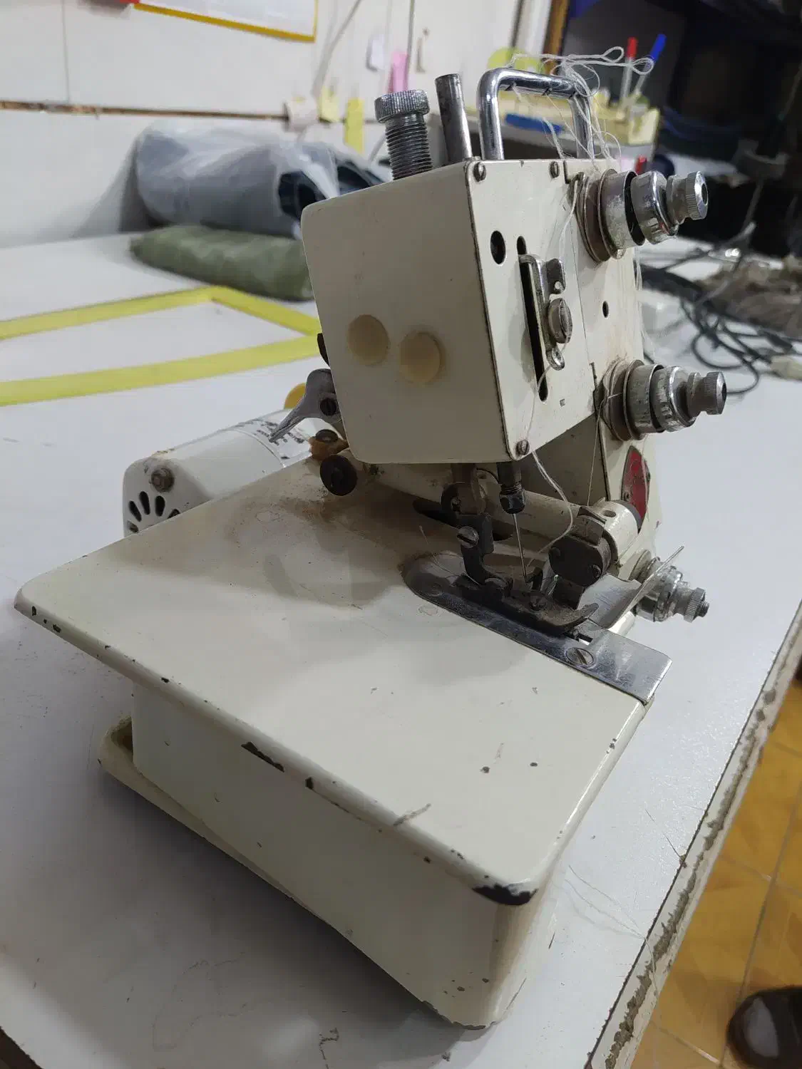 سردوز پروانه|چرخ خیاطی و ریسندگی|خمینی‌شهر, |دیوار