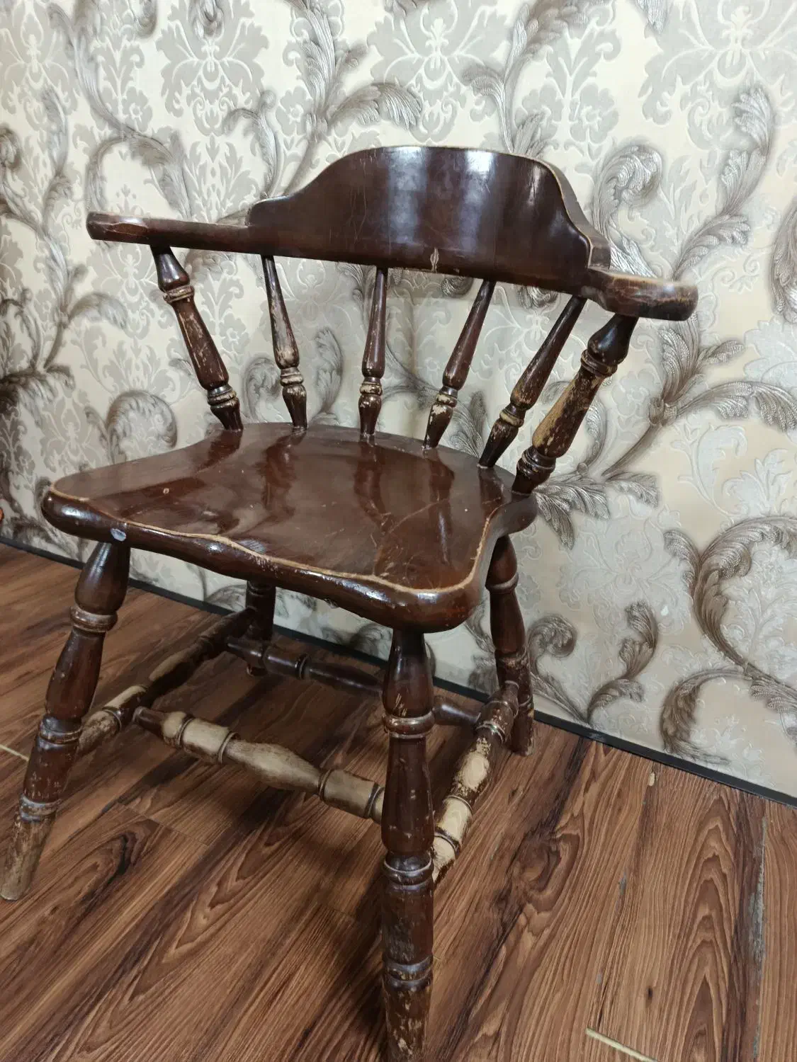 صندلی چوبی|صندلی و نیمکت|قم, کلهری|دیوار