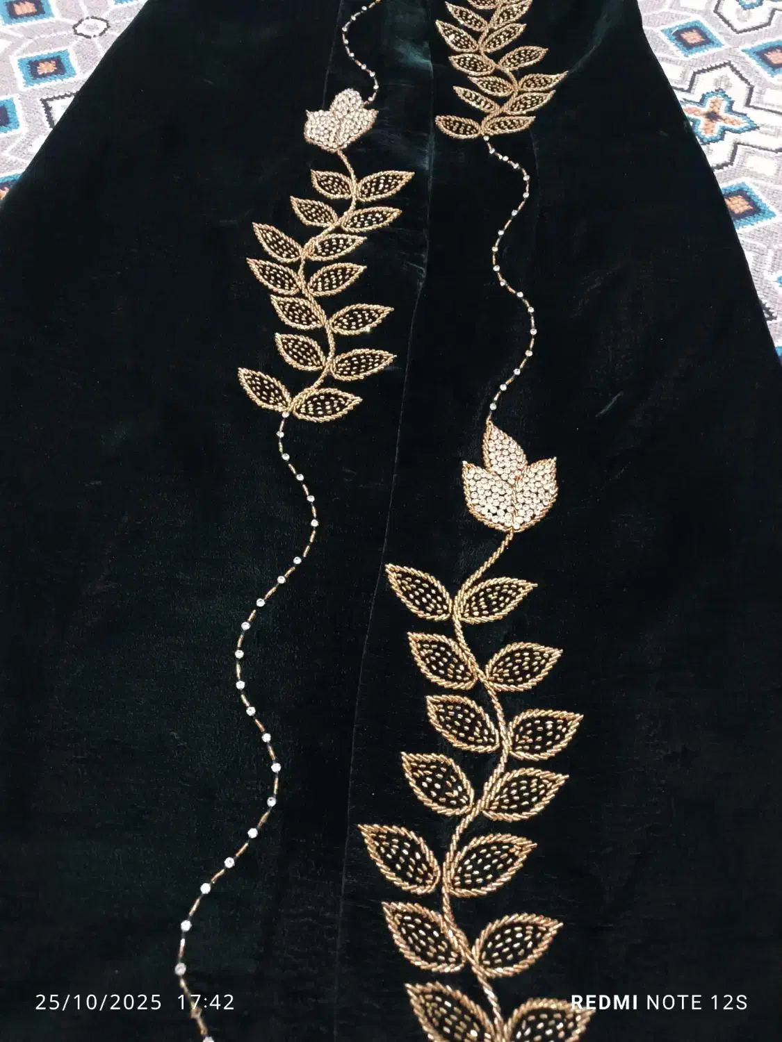 مانتو مخمل منجوق دوری شده|لباس|دهدشت, |دیوار