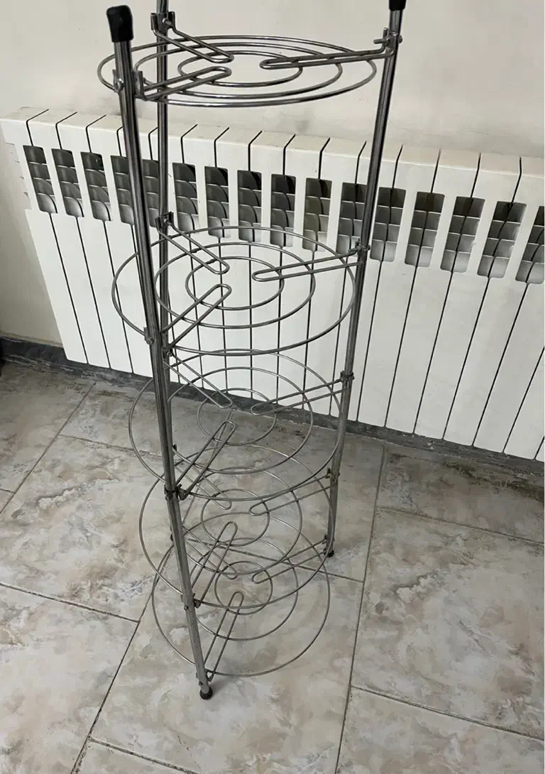 پایه قابلمه|آب‌چکان و نظم‌دهنده ظروف|فردیس, نگارستان|دیوار