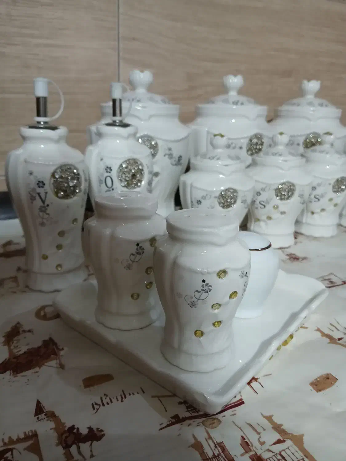 جا ادویه ای کامل با نمکدان و جا آبلیمویی|ظروف سرو و پذیرایی|شاهینشهر, عطار|دیوار