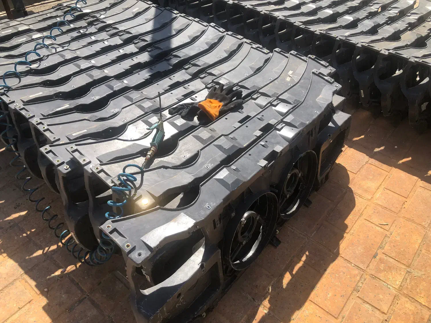 سینی فن|قطعات یدکی و لوازم جانبی|اشتهارد, |دیوار