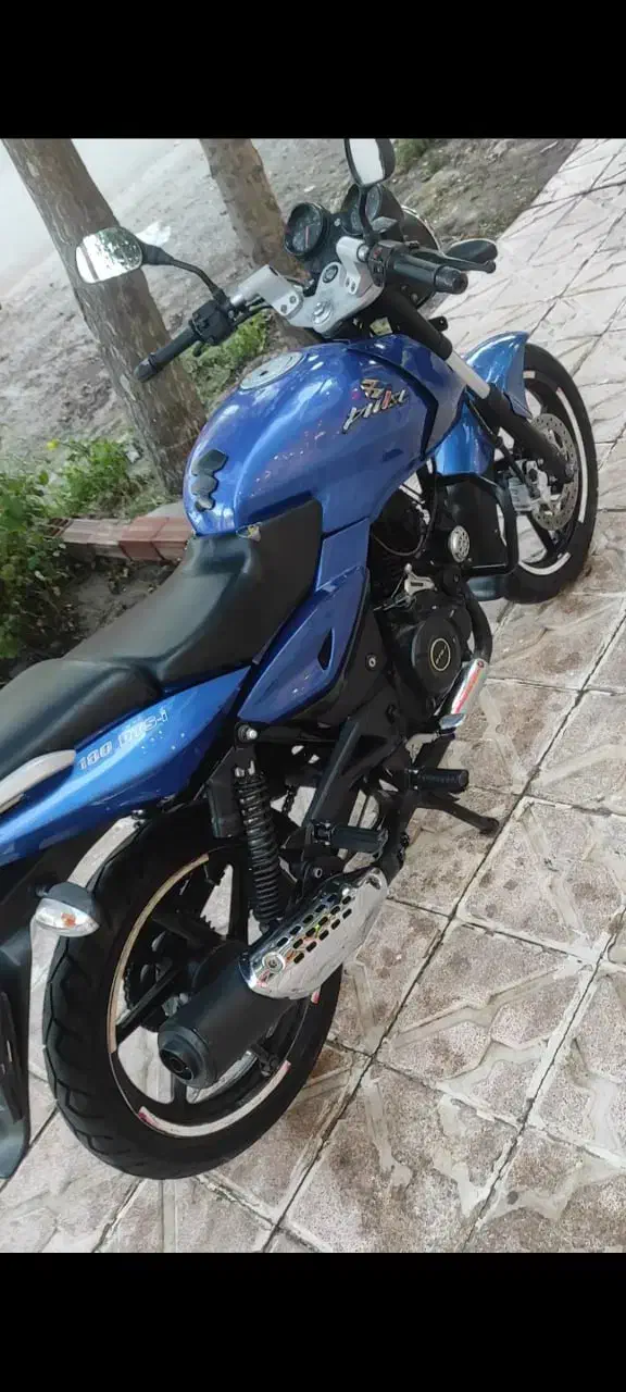 پالس 180 ug4|موتورسیکلت|اردبیل, |دیوار