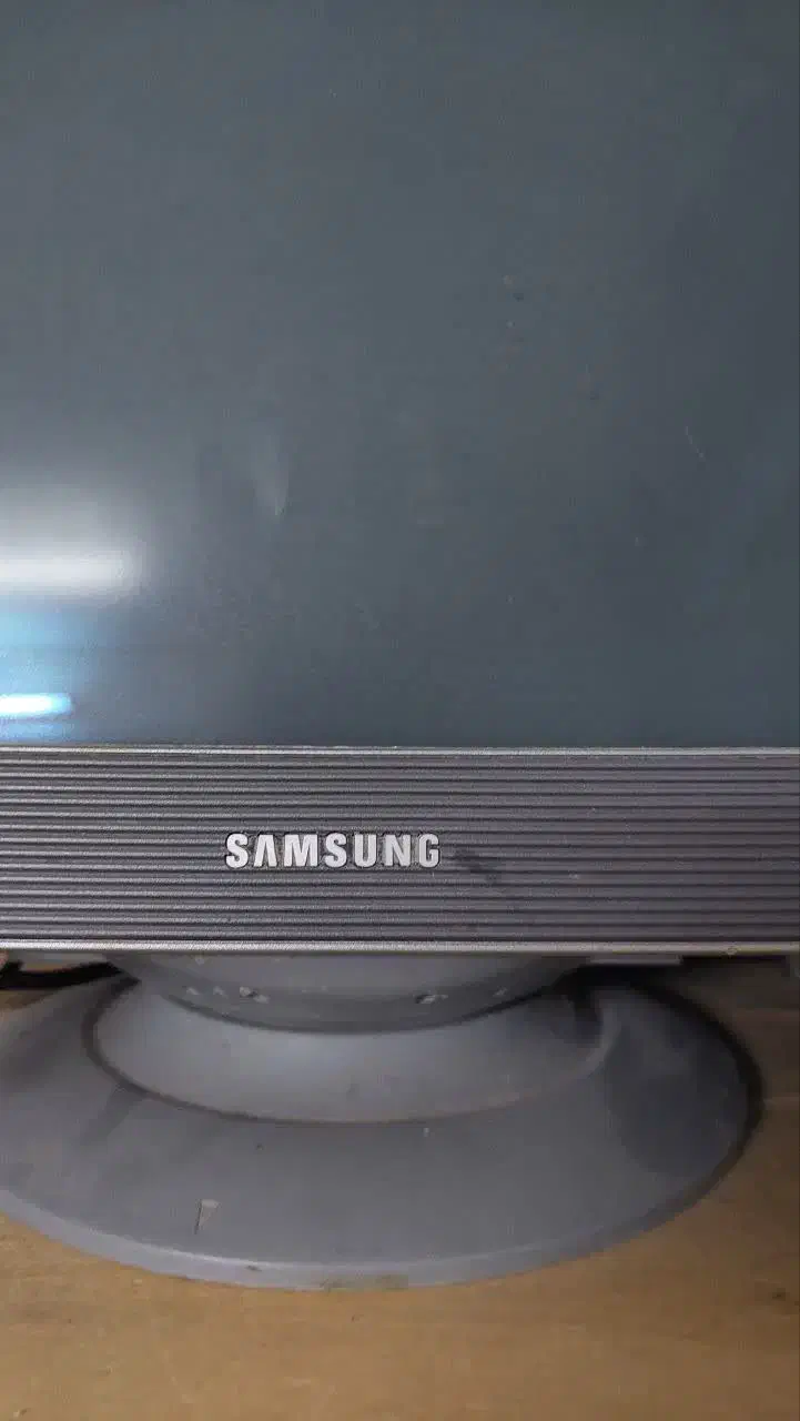 مانیتور سامسونگ|تلویزیون و پروژکتور|قم, یزدان‌شهر|دیوار