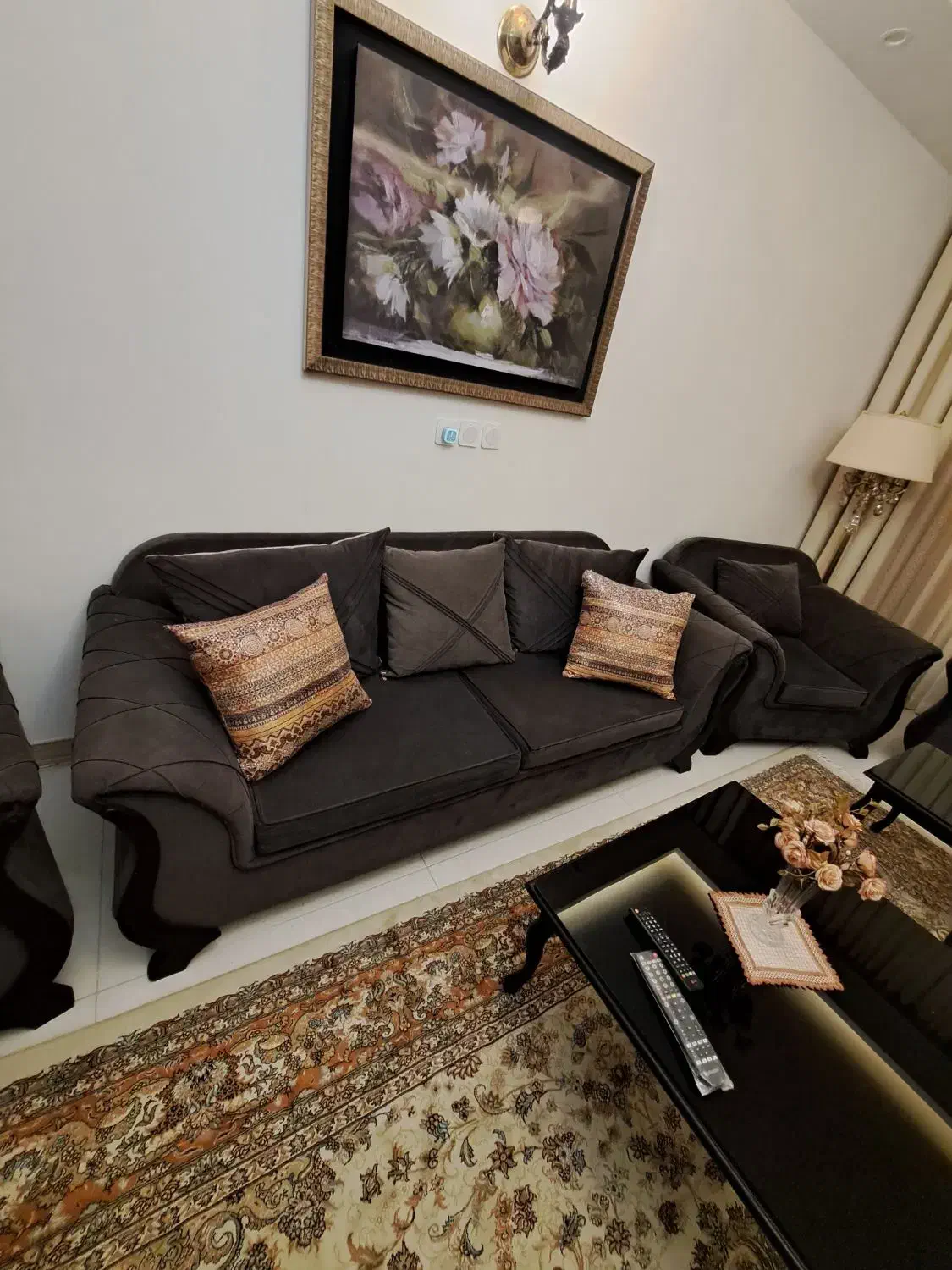 یک دست مبل هفت نفره سالم بفروش میرسد|مبلمان خانگی و میز عسلی|فردیس, فردیس|دیوار