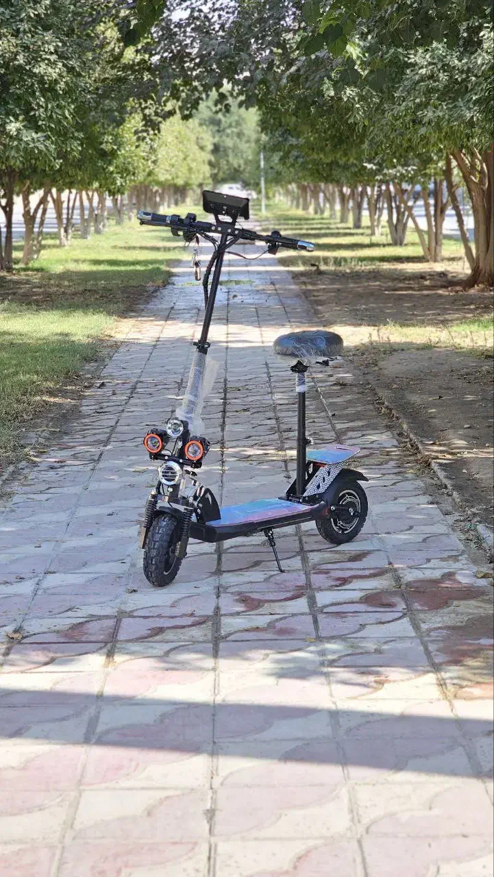 اسکوتر برقی ۳۰۰۰ وات مانیتور بزرگ ریموت دار|دوچرخه، اسکیت، اسکوتر|شیراز, درکی|دیوار