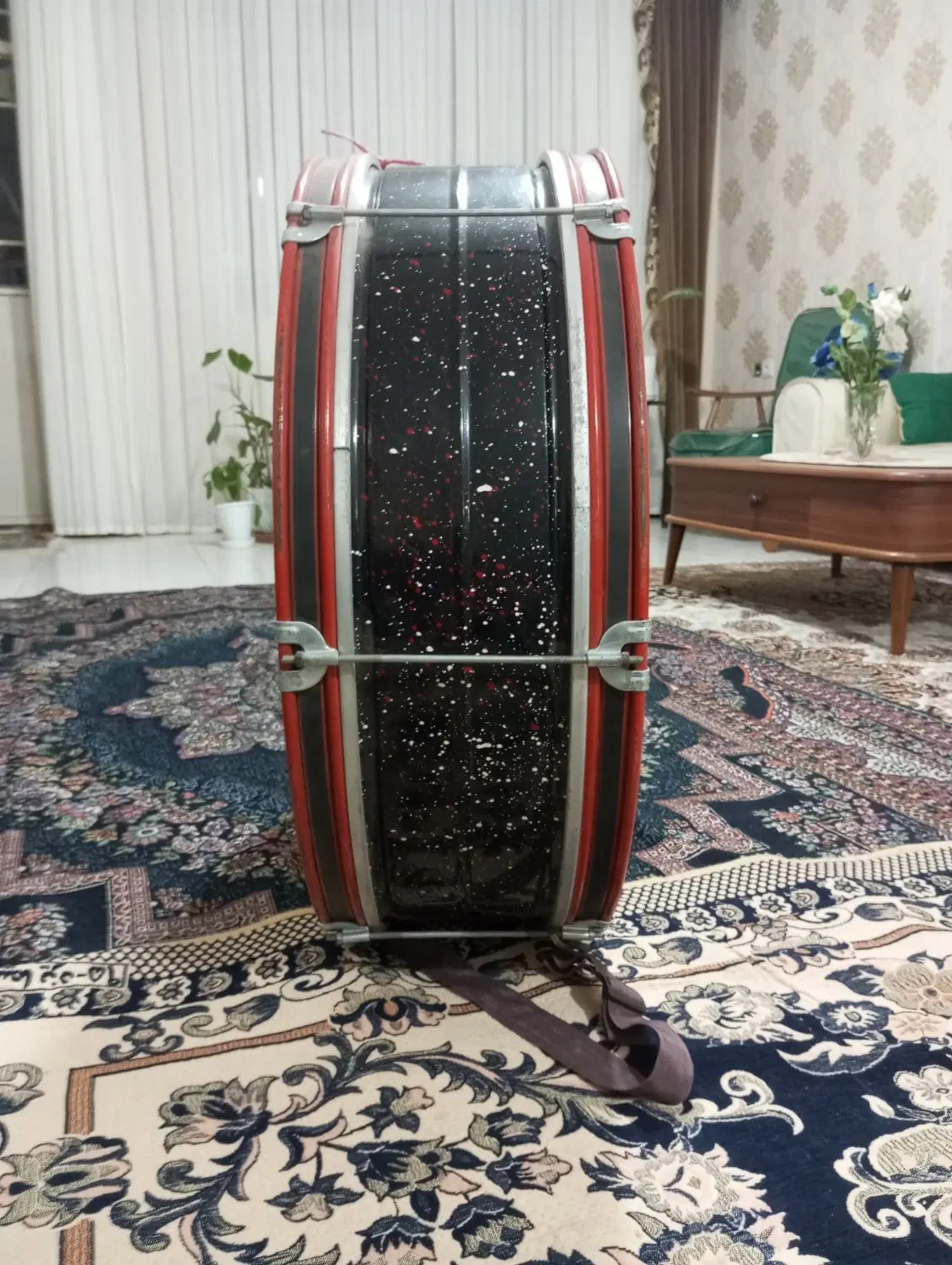 طبل|درام و پرکاشن|سبزوار, گلشن|دیوار