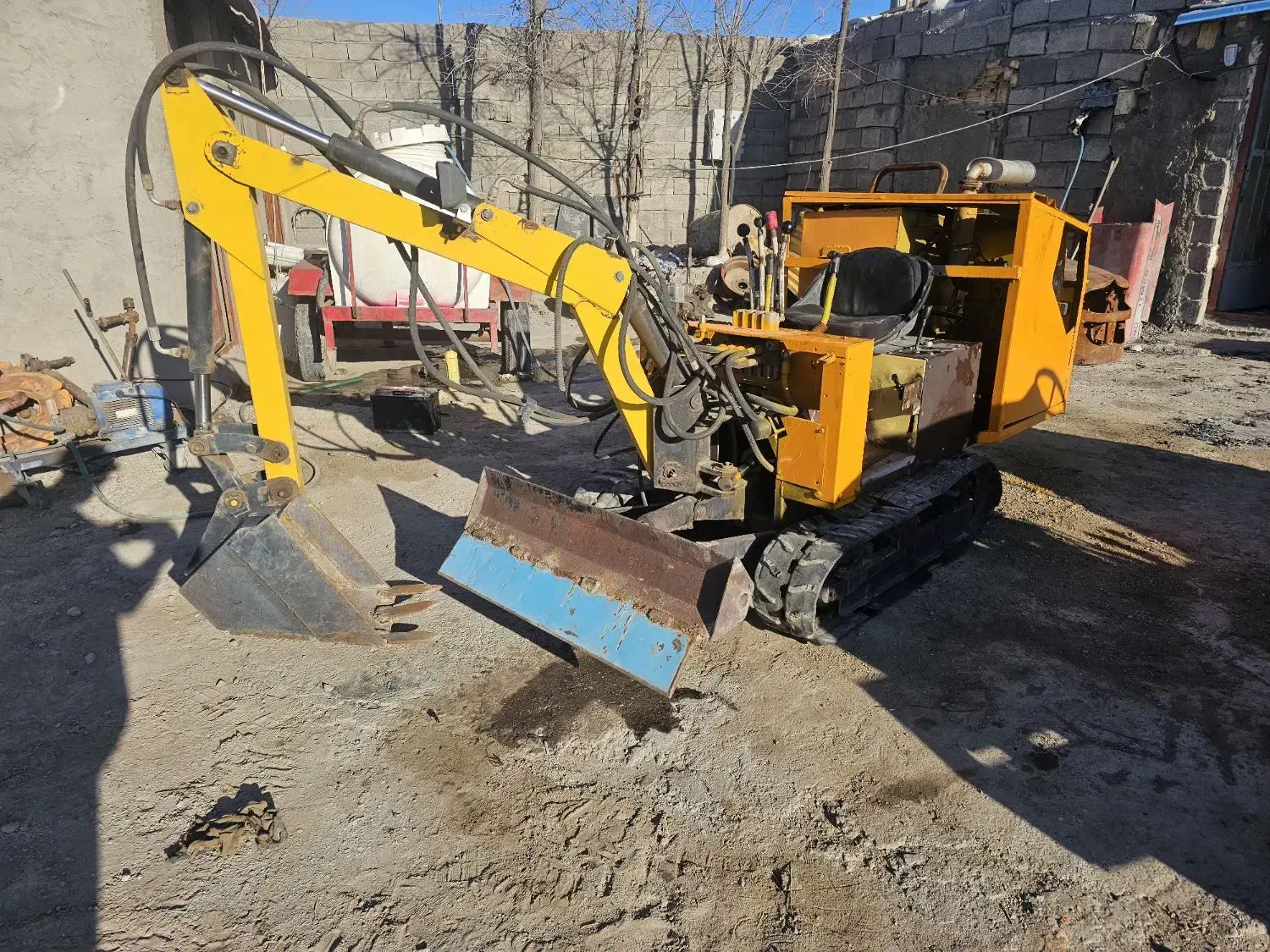 بیل بکهو زنجیری|خودرو سنگین|کرمان, |دیوار