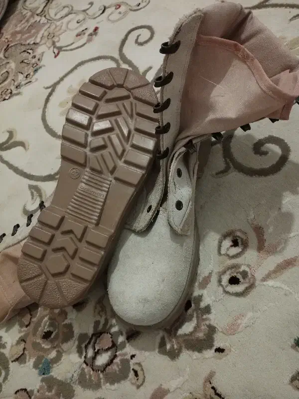 پوتین عملیاتی بهمن...سایز ۴۲|کیف، کفش، کمربند|نهاوند, |دیوار