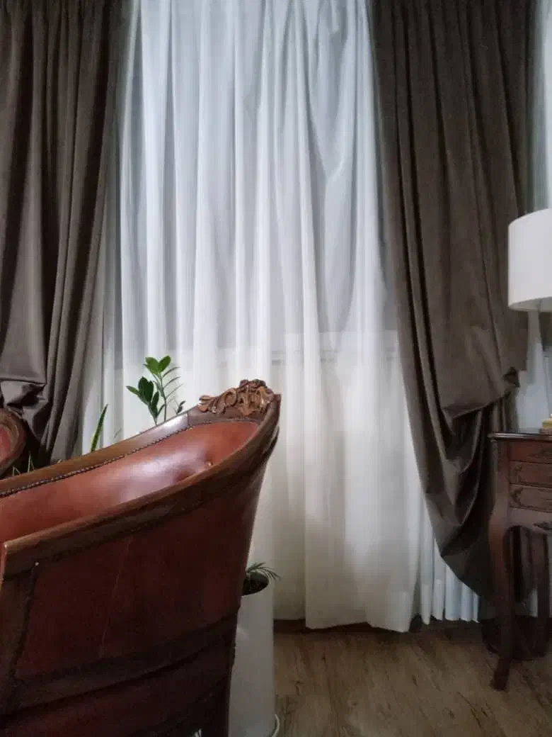 چهار عدد والان مخمل کالیفرینا عددی|پرده، رانر، رومیزی|بندر انزلی, معلم|دیوار