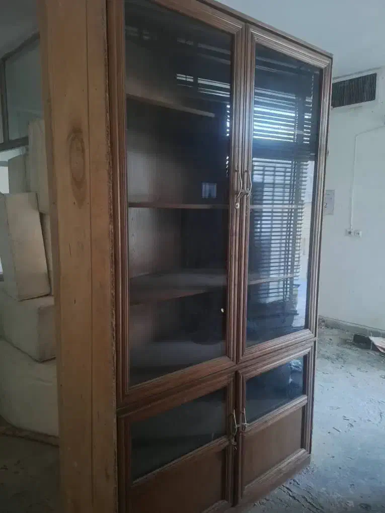 کمد چوبی|بوفه، ویترین، کنسول|اصفهان, شهید رجایی|دیوار