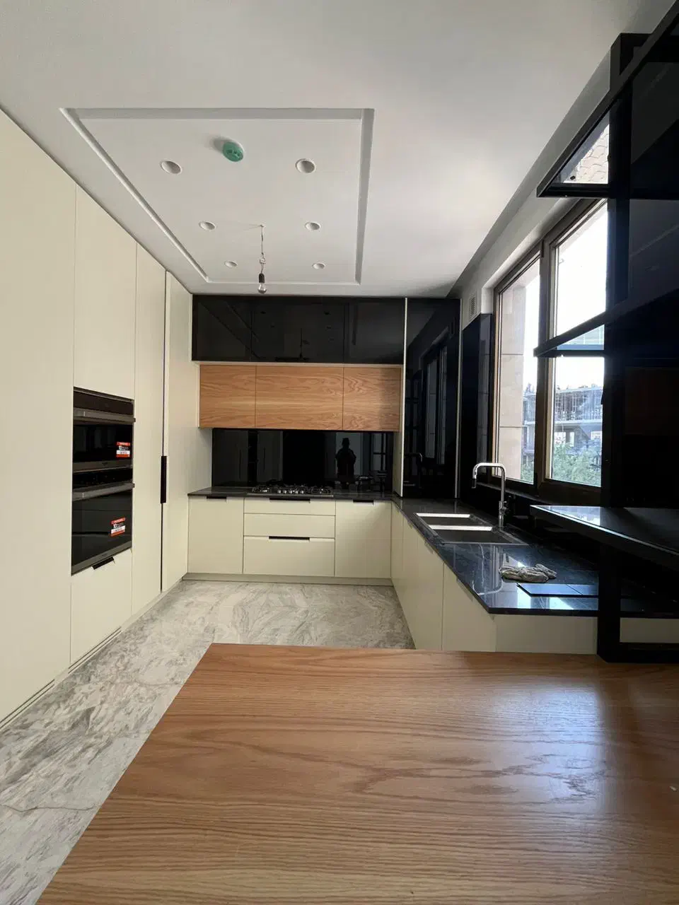 فرمانیه یکجا ۶ واحد ۳۶۰ متری نوساز  فول امکانات