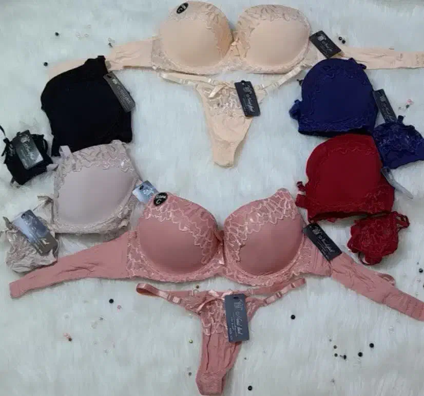 لباس زیر|لباس|قم, انسجام|دیوار