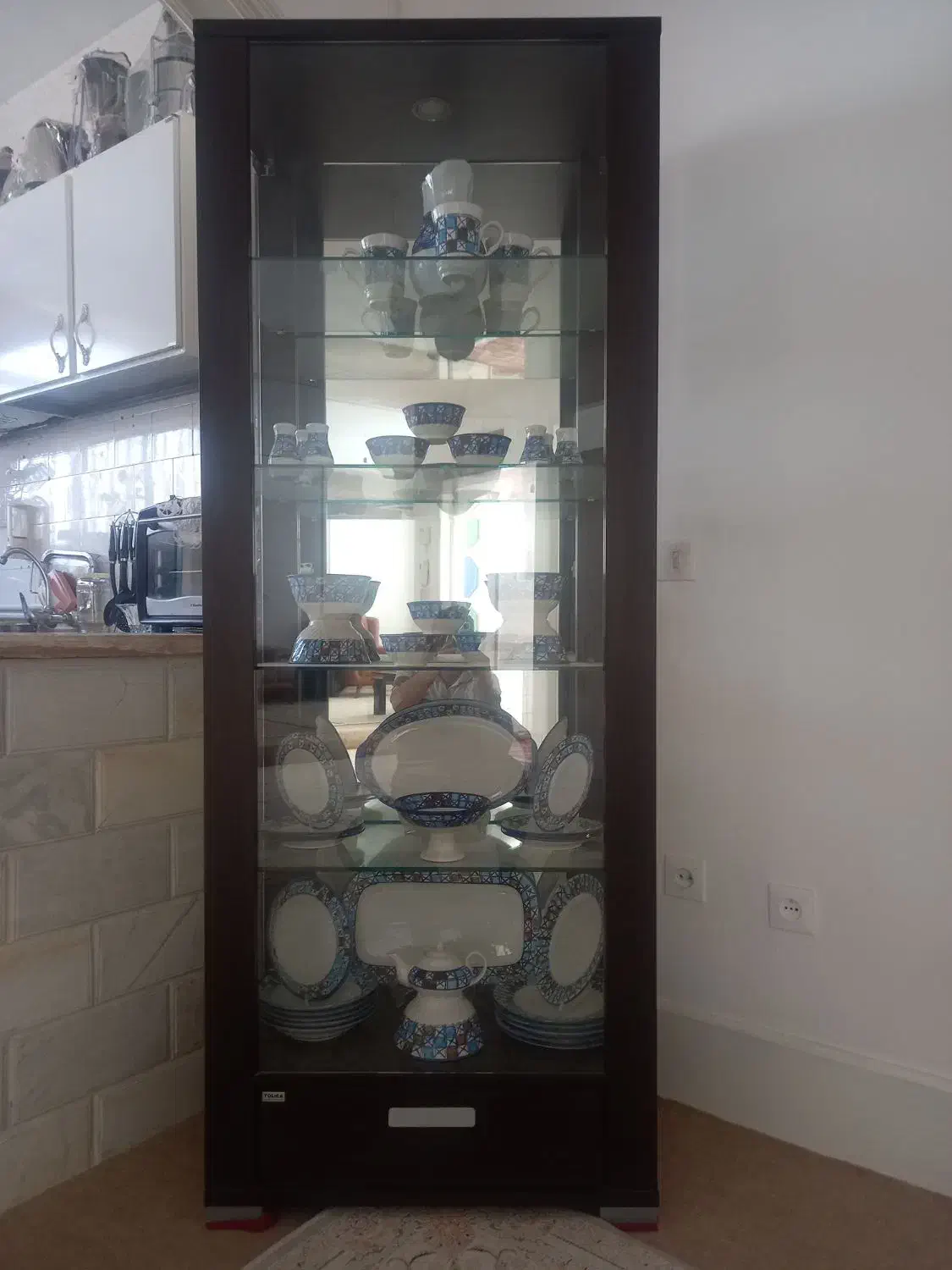 ویترین و بوفه|بوفه، ویترین، کنسول|تربت‌حیدریه, شهرک ولیعصر|دیوار