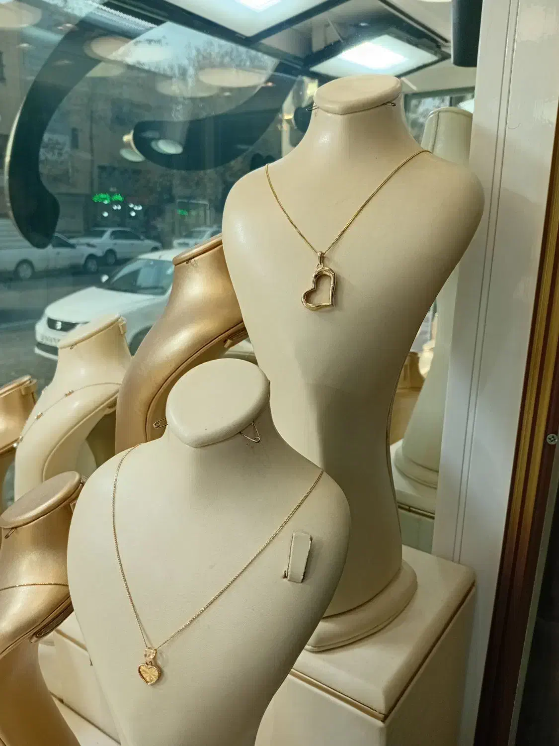 بندانگشتی زیر1گرم وبقیرو(امروز۲شنبه هستیم)|جواهرات|تبریز, |دیوار