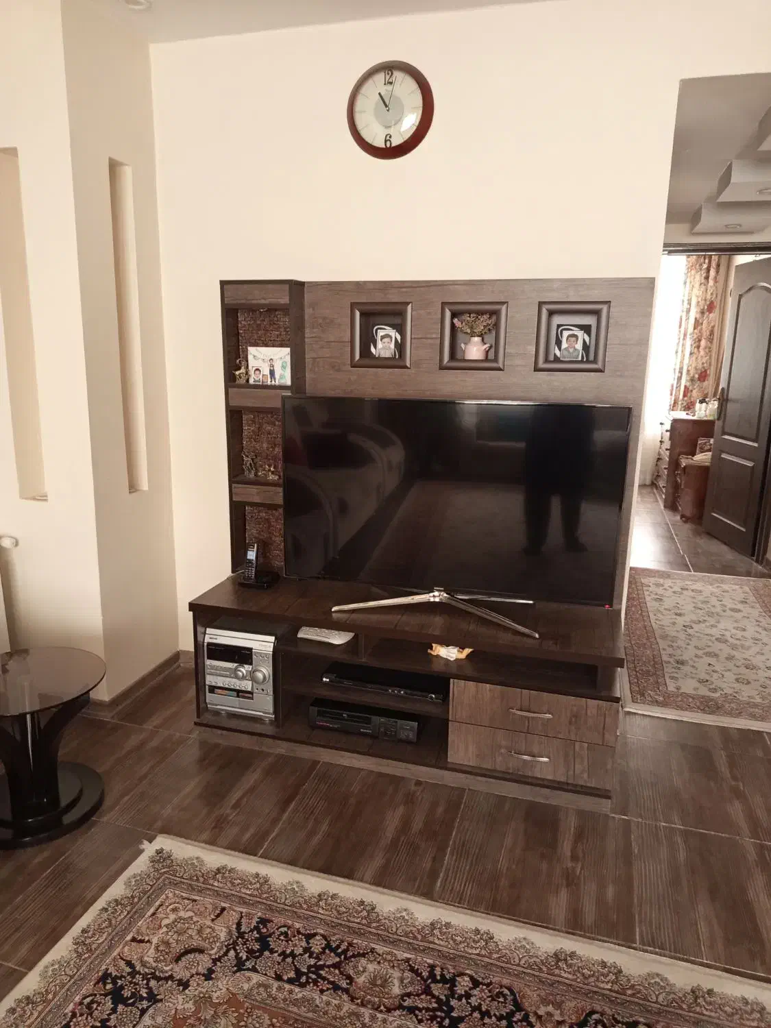 میز تلویزیون|میز تلویزیون|کرج, شهرک بیدارچشمه|دیوار