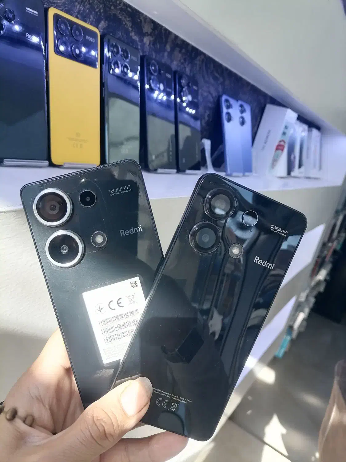 گوشی های در حد نوو|موبایل|نیشابور, محله میدان باغات|دیوار