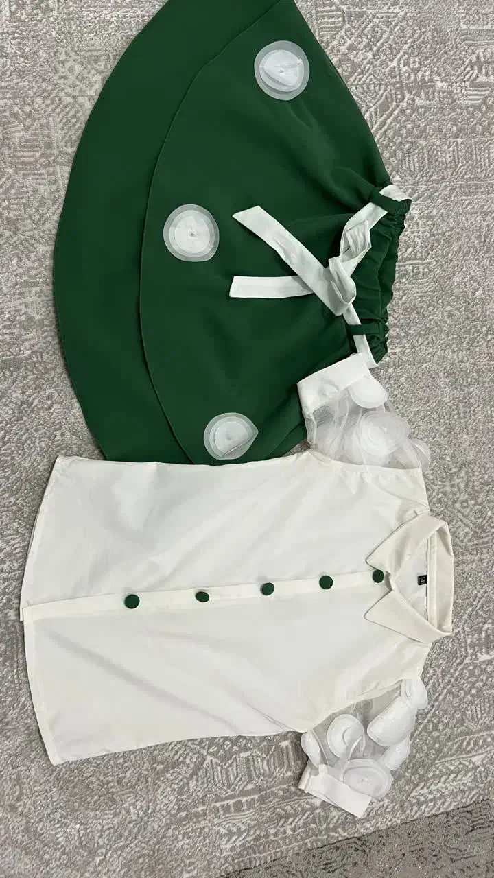 لباس دخترانه|لباس|بم, |دیوار