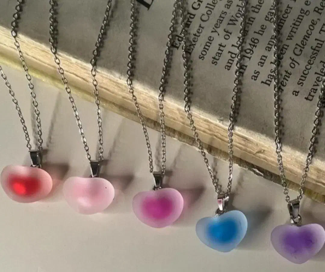 گردنبند|بدلیجات|اندیشه, اندیشه فاز ۱|دیوار