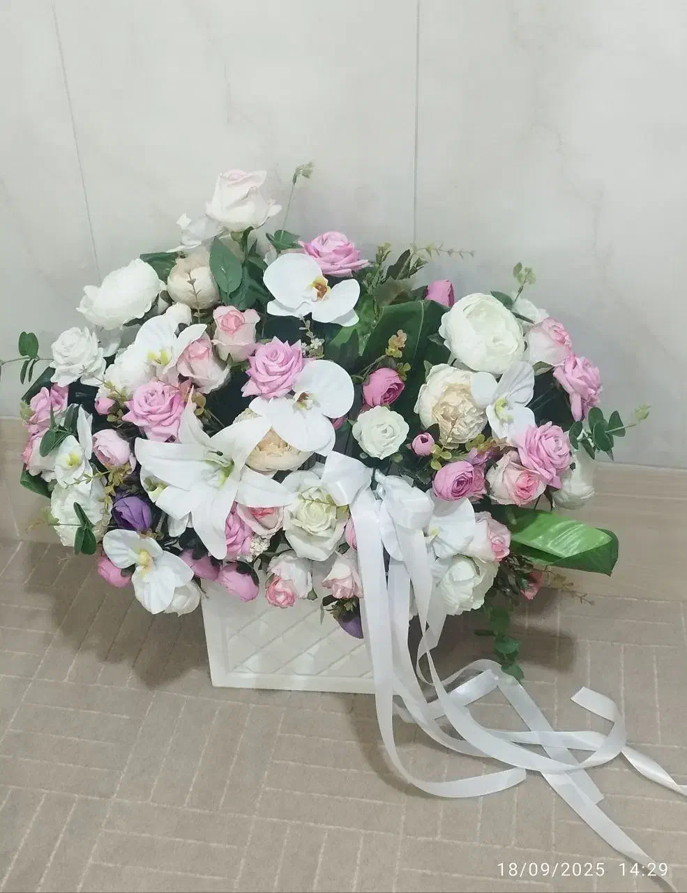 گلدان مصنوعی شب یلدا خارجی|گل مصنوعی|قم, شاه ابراهیم|دیوار