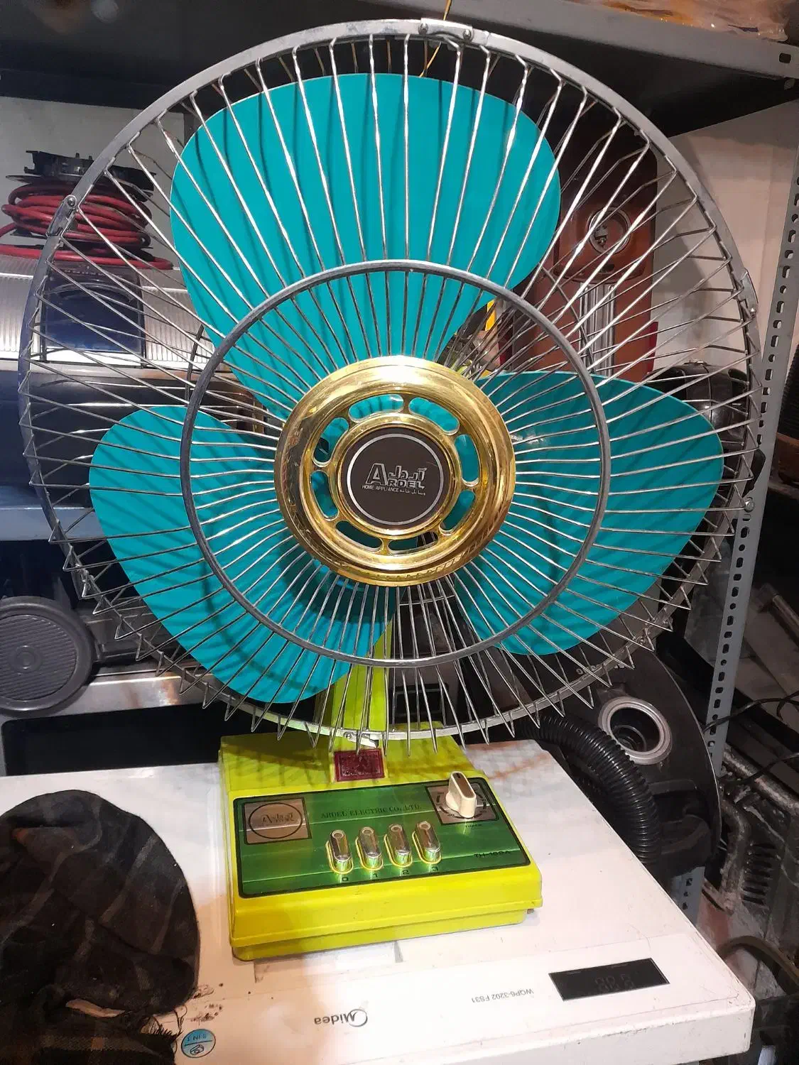 پنکه ابمیوه گیری اتو انتیک|پنکه و تصفیه‌کنندهٔ هوا|بومهن, |دیوار