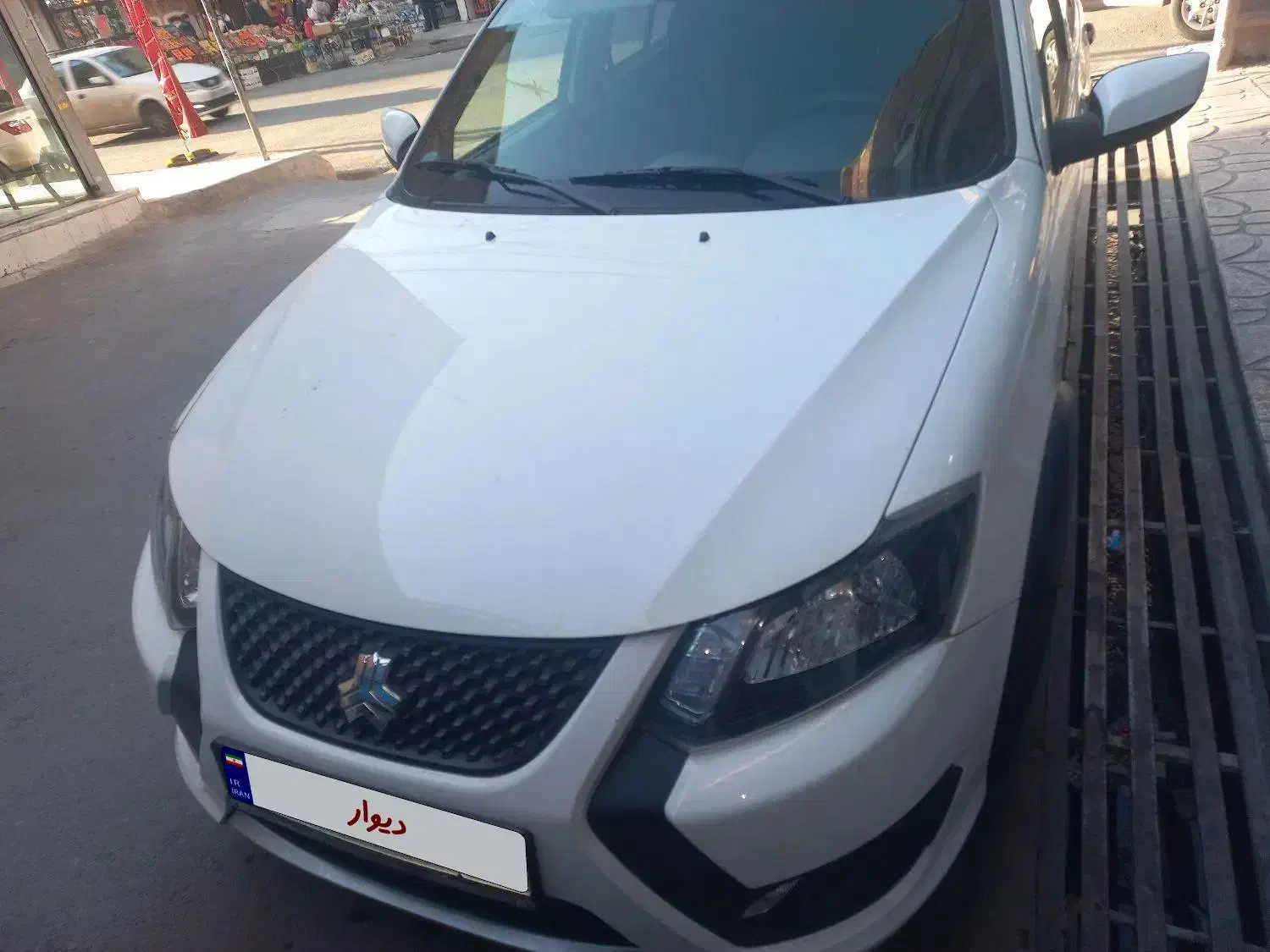 کوییکrs سفید مشکی|خودرو سواری و وانت|نسیم‌شهر, |دیوار