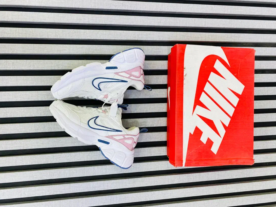 کتونی Nike|کیف، کفش، کمربند|بانه, |دیوار