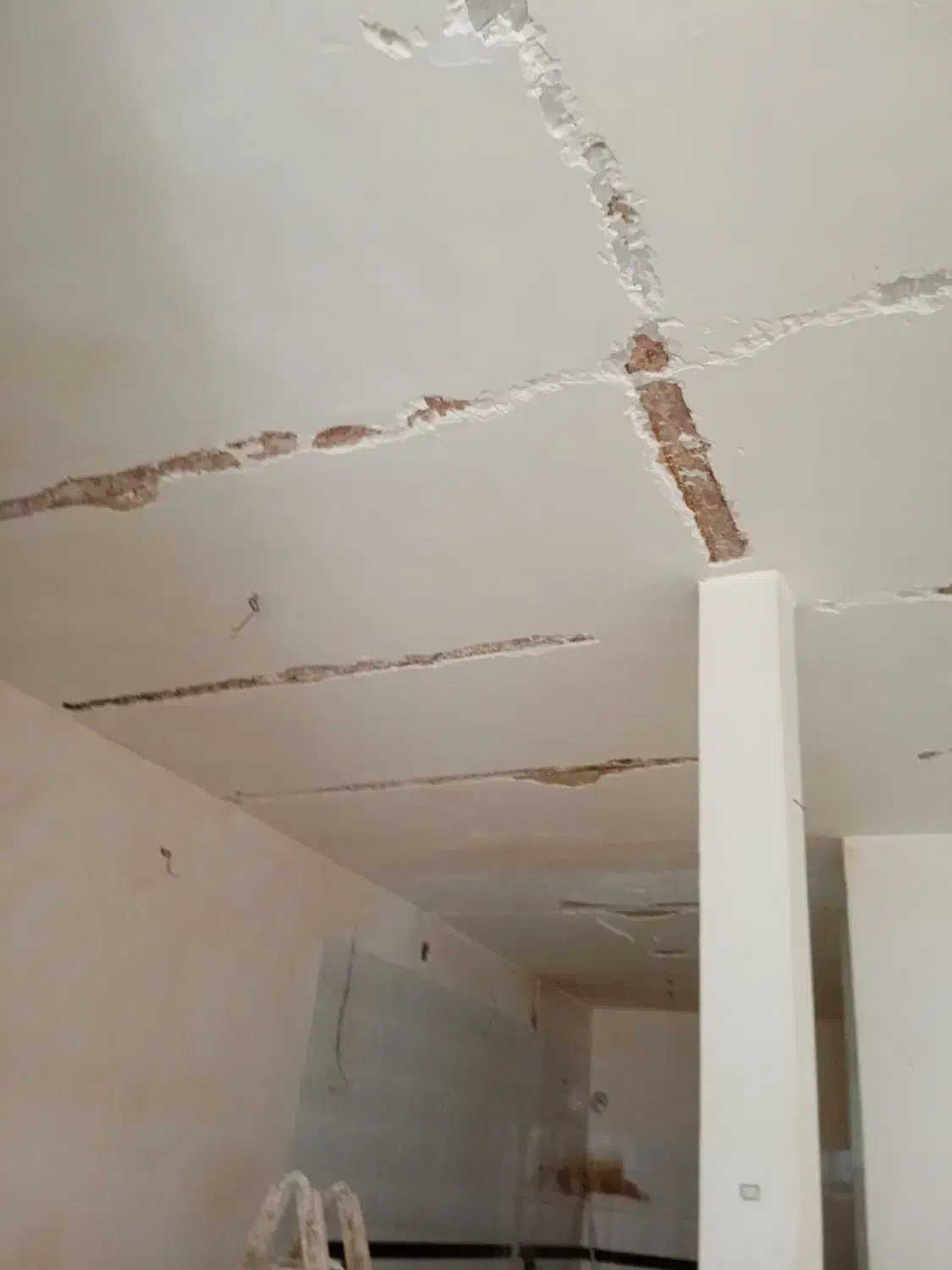 نقاشی ساختمان رنگکاری ساختمان درجه ۱|خدمات پیشه و مهارت|قم, چهل درخت‎|دیوار