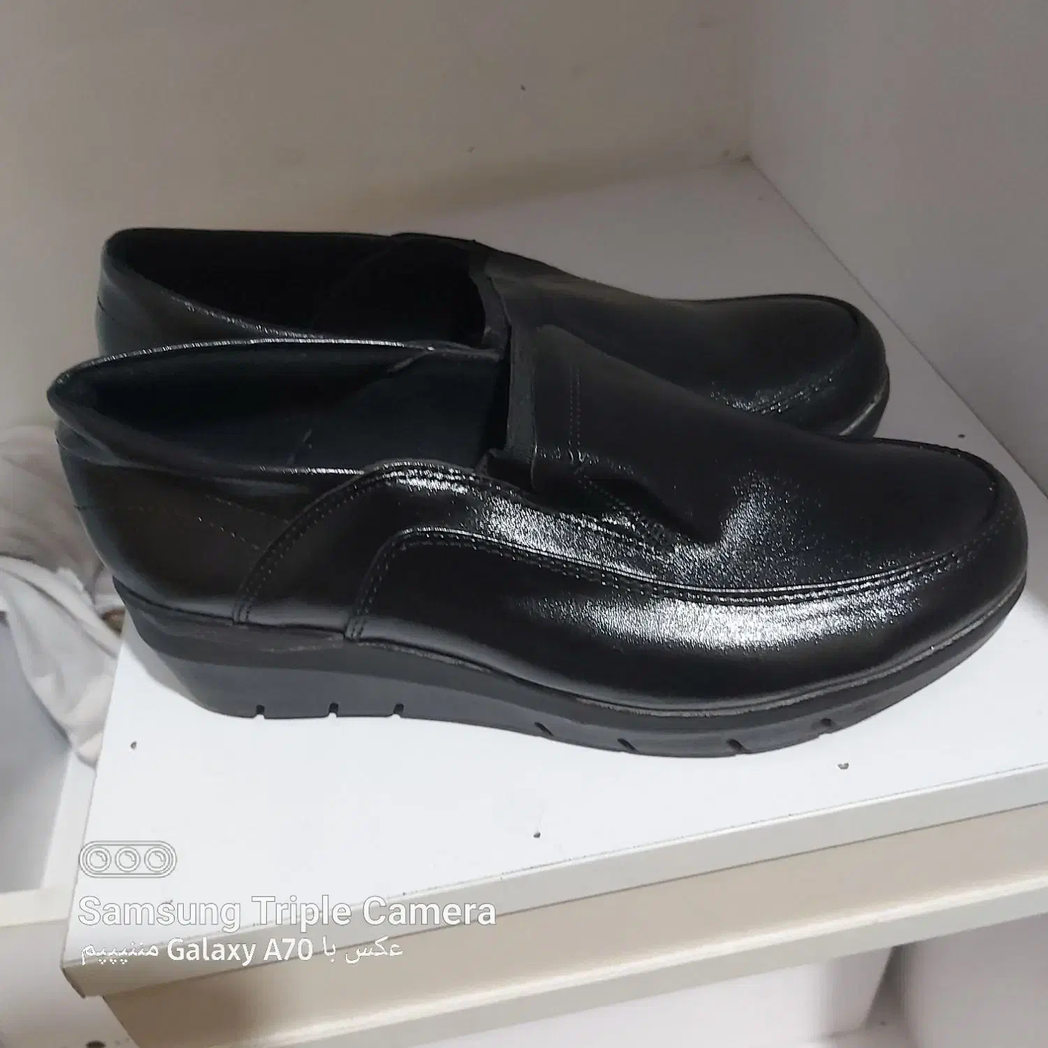 فروشی|کیف، کفش، کمربند|اهواز, عین ۲|دیوار