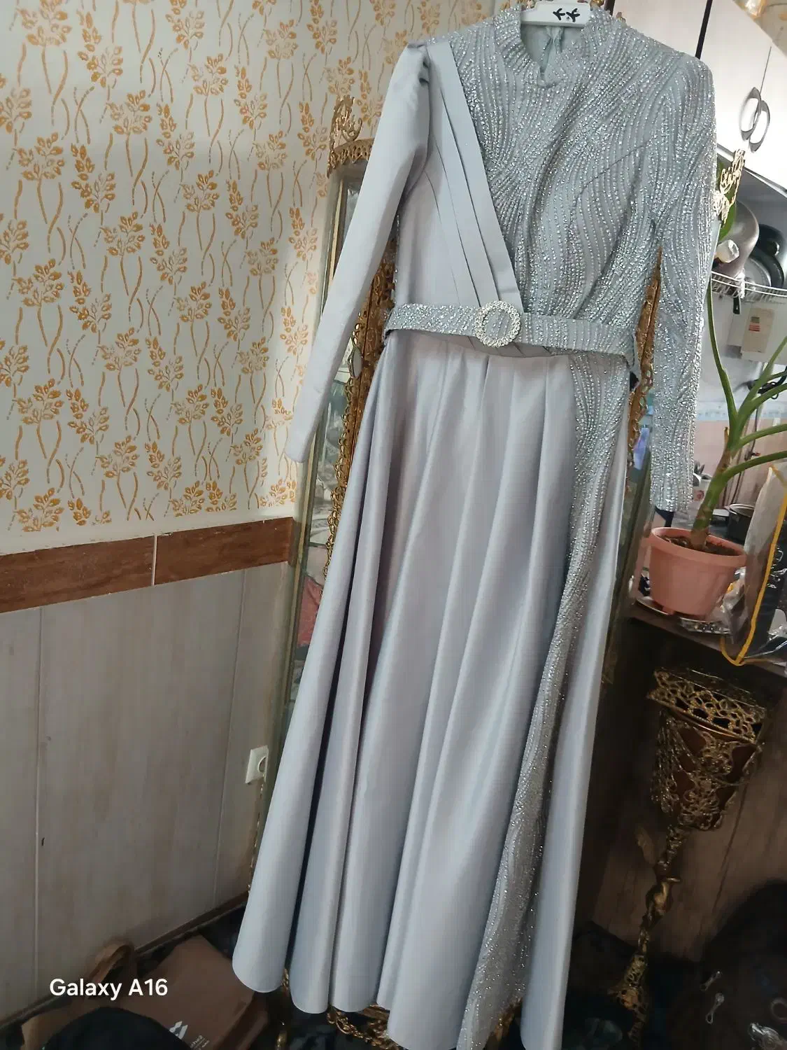 انواع لباس مجلسی|لباس|اراک, |دیوار