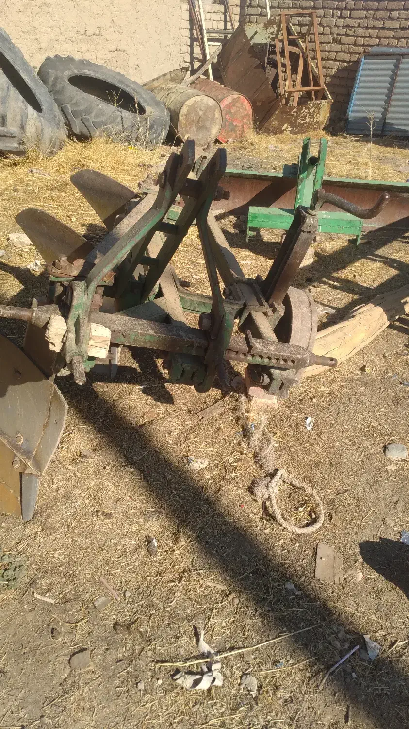 گاواهن رومانی|قطعات یدکی و لوازم جانبی|باوله, |دیوار