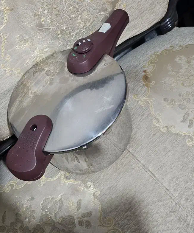 زود پز بزرگ کاملا نو|ظروف پختوپز|قم, زنبیل آباد|دیوار